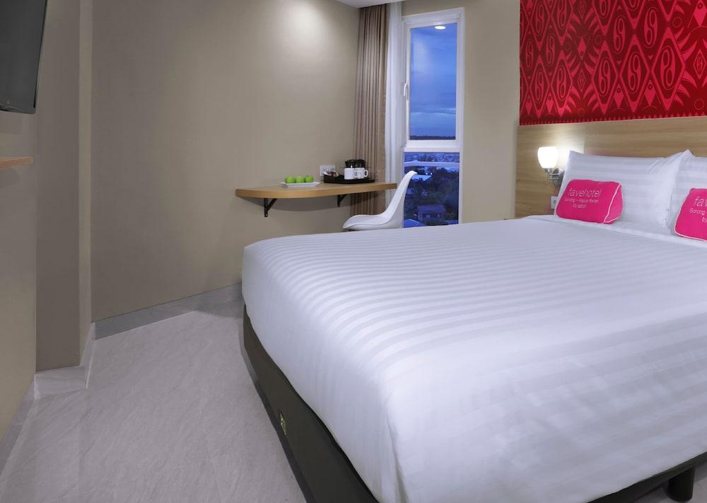 Favehotel Sorong Exterior photo
